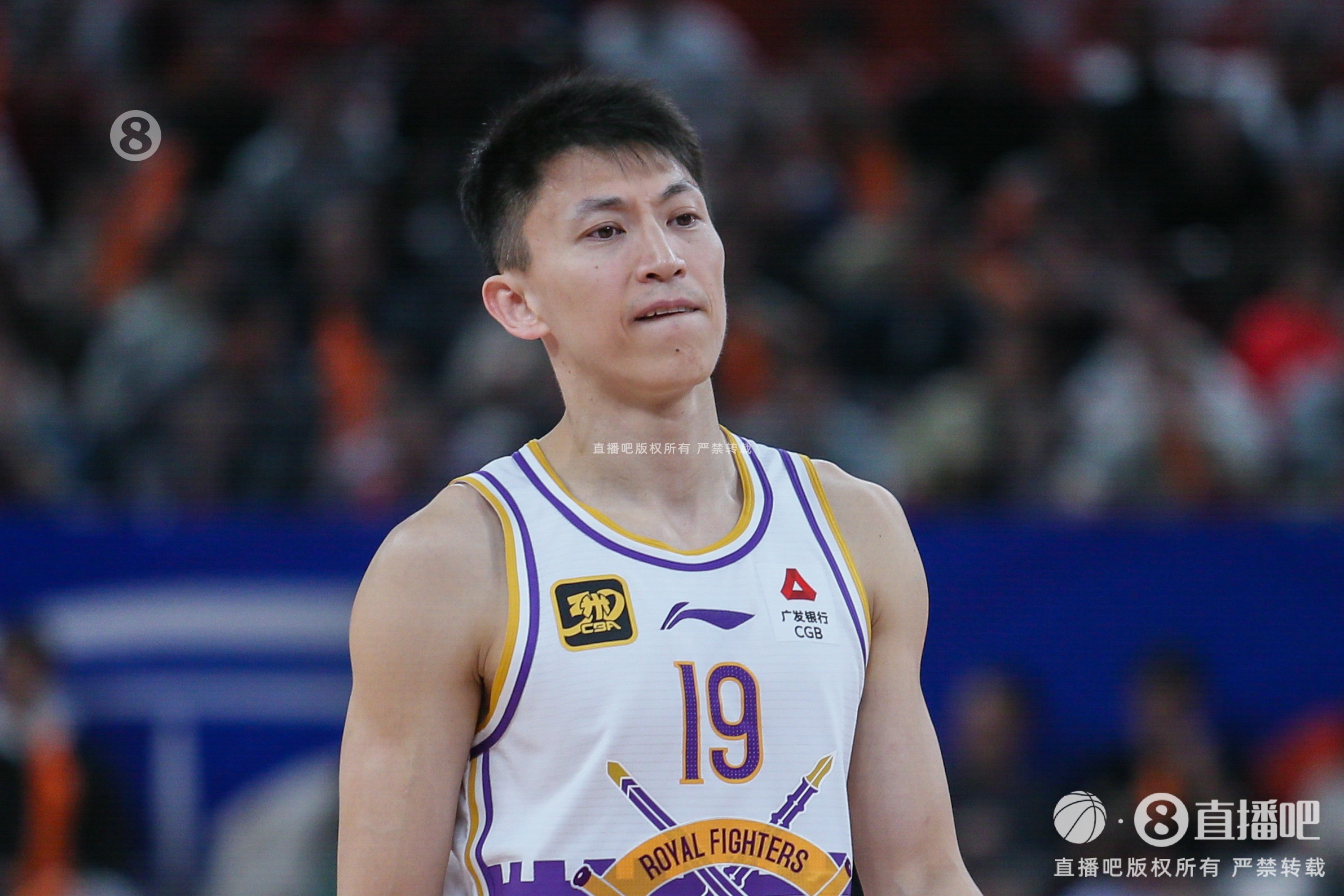 把握機會(huì )！劉曉宇5中4貢獻13分 三分3中2